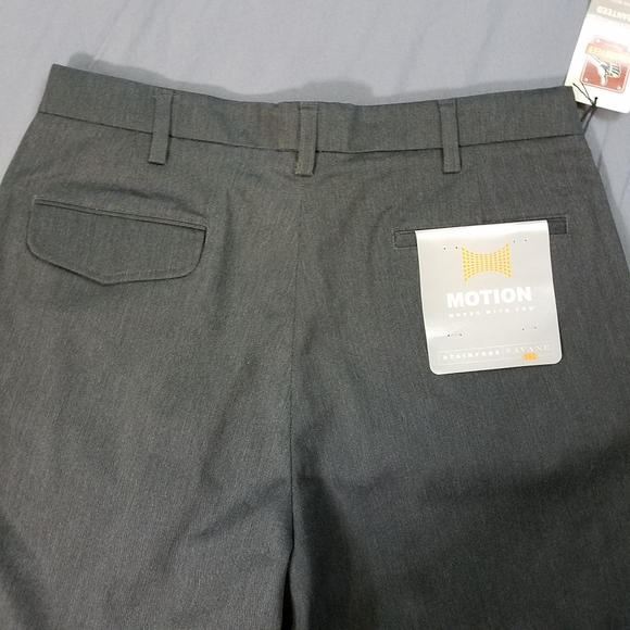 Black Pleated dress pants by Savane mens 34x29 new with tags - Picture 16 of 16